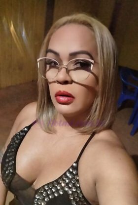 Raissa Disponível Com Local