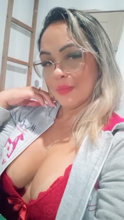 Vídeo de Raissa Disponível Com Local