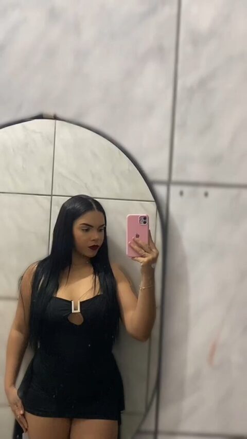 Vídeo de Karol Safadinha