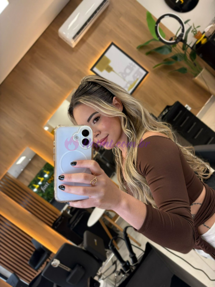Foto principal de Isís Ferreira